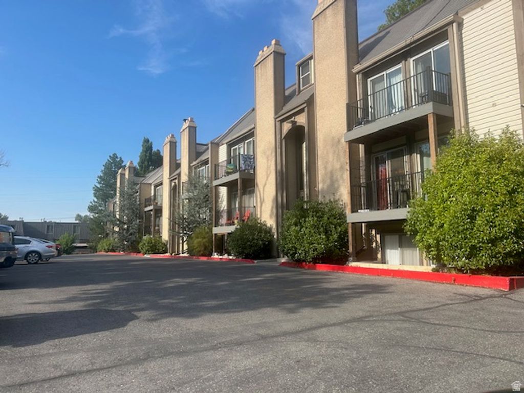 5321 S 580 E #A, Cottonwood Heights, UT 84093 — photo 2