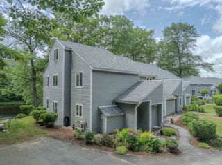 55 Mountain River Avenue # 24, Thornton, NH 03285