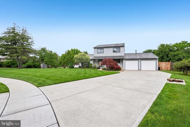 5 ELLIS COURT, Monmouth Junction, NJ 08852
