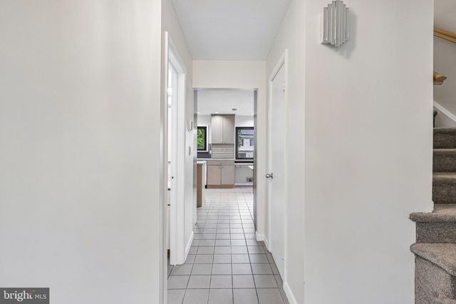 5 ELLIS COURT, Monmouth Junction, NJ 08852