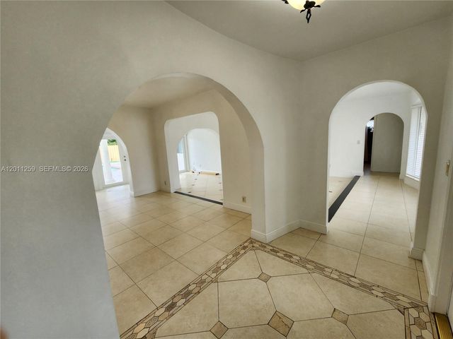 4233 S Jackson St, Hollywood, FL 33021