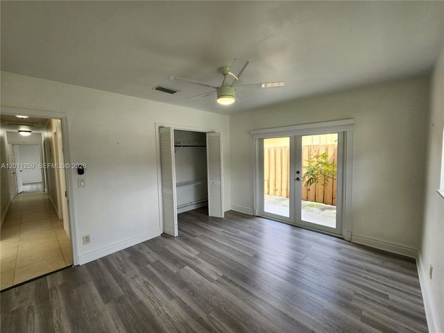 4233 S Jackson St, Hollywood, FL 33021
