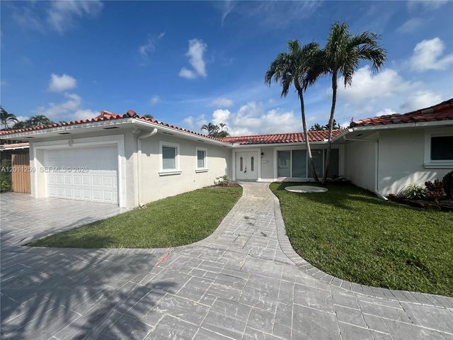 4233 S Jackson St, Hollywood, FL 33021