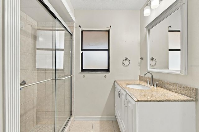 1507 POINSETTIA AVENUE, Tarpon Springs, FL 34689