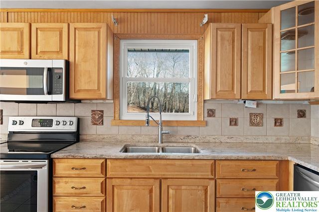 961 Passer Road, Springfield Twp, PA 18036