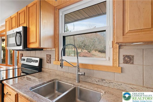 961 Passer Road, Springfield Twp, PA 18036