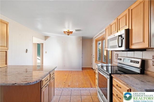 961 Passer Road, Springfield Twp, PA 18036