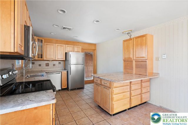 961 Passer Road, Springfield Twp, PA 18036