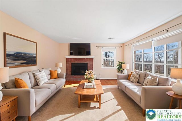 961 Passer Road, Springfield Twp, PA 18036