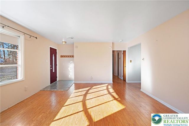 961 Passer Road, Springfield Twp, PA 18036