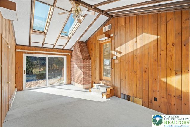 961 Passer Road, Springfield Twp, PA 18036