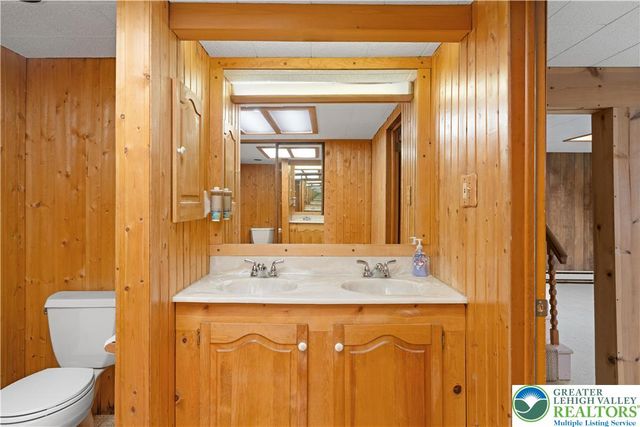 961 Passer Road, Springfield Twp, PA 18036