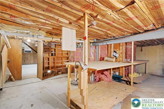 961 Passer Road, Springfield Twp, PA 18036