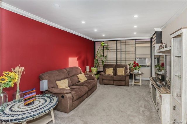 32-25 90th Street 411, East Elmhurst, NY 11369