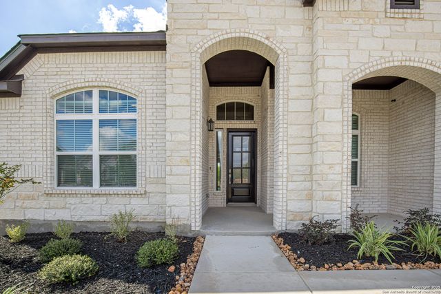 524 Caliban, Cibolo, TX 78108