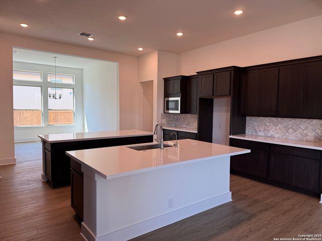 524 Caliban, Cibolo, TX 78108