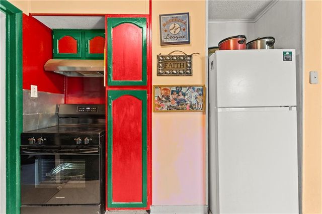 2520 Haskell Avenue, Kansas City, KS 66104