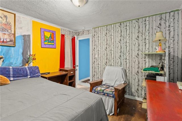 2520 Haskell Avenue, Kansas City, KS 66104
