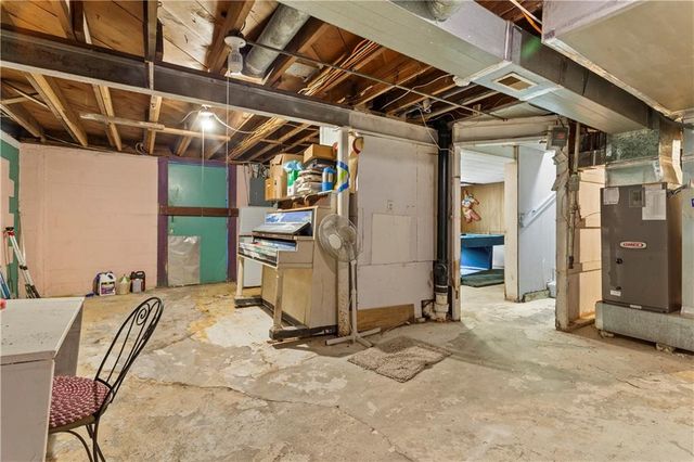 2520 Haskell Avenue, Kansas City, KS 66104