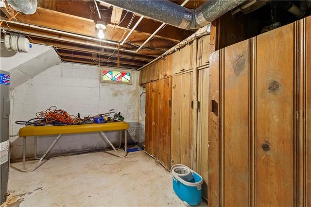 2520 Haskell Avenue, Kansas City, KS 66104