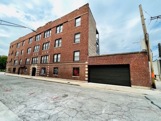 2752 W 14 Street, Chicago, IL 60608