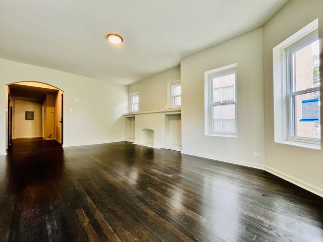 2752 W 14 Street, Chicago, IL 60608
