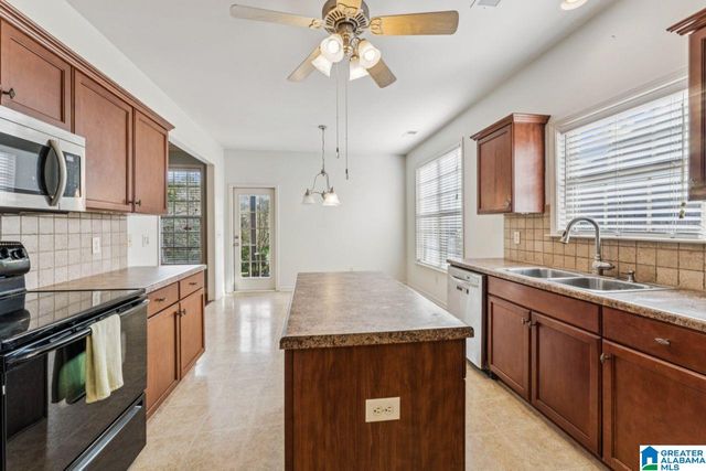 6239 PEREGRINE CIRCLE, Trussville, AL 35173