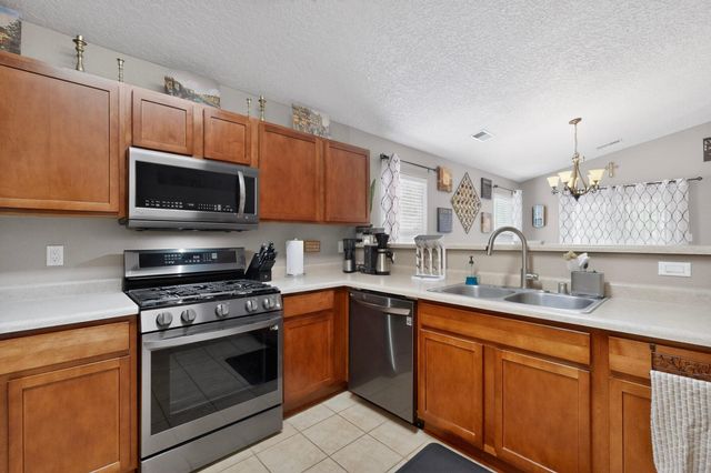 8323 Chilte Pine Road NW, Albuquerque, NM 87120
