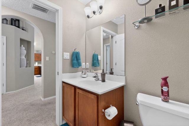 8323 Chilte Pine Road NW, Albuquerque, NM 87120