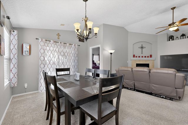 8323 Chilte Pine Road NW, Albuquerque, NM 87120