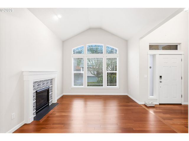 12762 Se 157TH Ave, Happy Valley, OR 97086