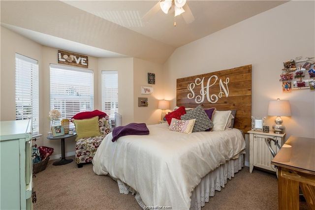 1198 Jones Butler Road 406, College Station, TX 77840