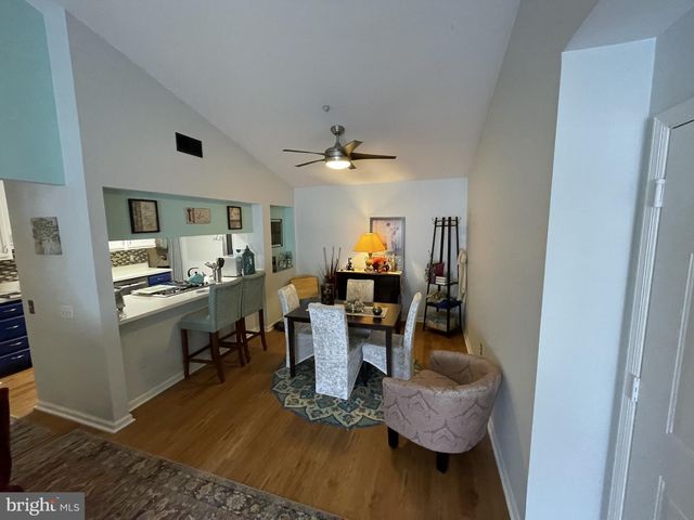 1907 WATERS EDGE DR #128, Newark, DE 19702