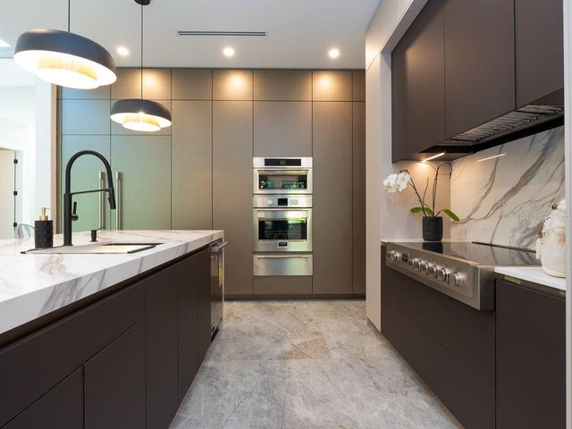 2413 CLEMATIS STREET, Sarasota, FL 34239