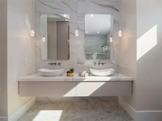 2413 CLEMATIS STREET, Sarasota, FL 34239