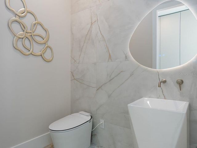 2413 CLEMATIS STREET, Sarasota, FL 34239