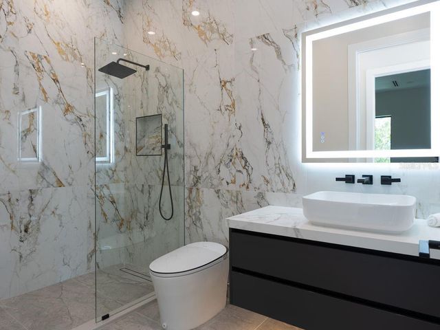 2413 CLEMATIS STREET, Sarasota, FL 34239