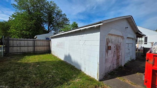 1608 Ohio ST, Chesapeake, VA 23324
