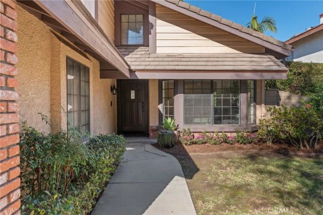 13033 Magnolia, Sherman Oaks, CA 91423
