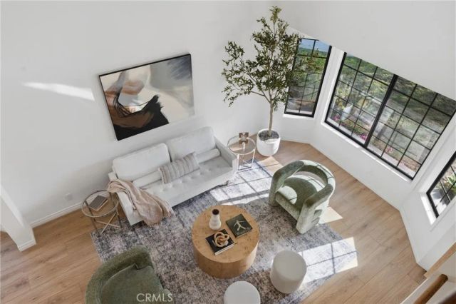 13033 Magnolia, Sherman Oaks, CA 91423