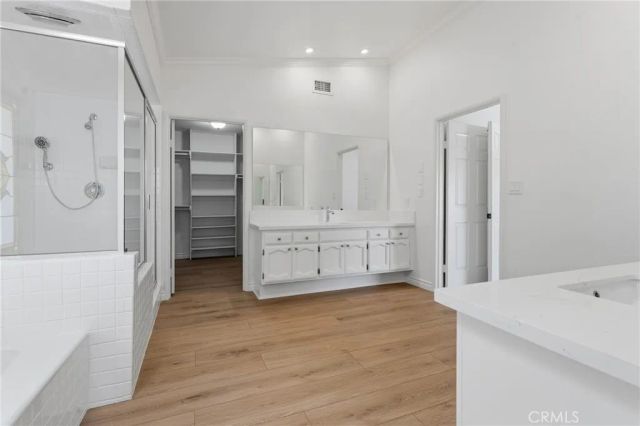 13033 Magnolia, Sherman Oaks, CA 91423