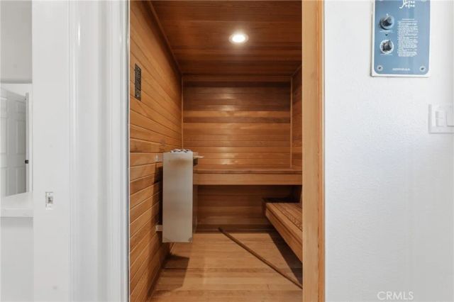 13033 Magnolia, Sherman Oaks, CA 91423