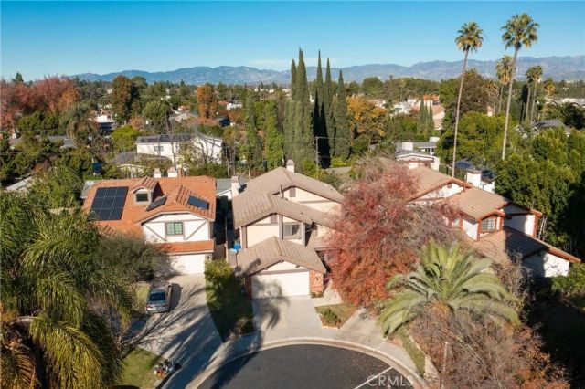 13033 Magnolia, Sherman Oaks, CA 91423