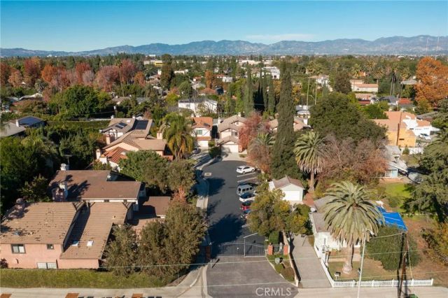 13033 Magnolia, Sherman Oaks, CA 91423