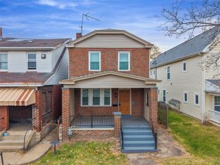 239 Bausman St, Knoxville, PA 15210