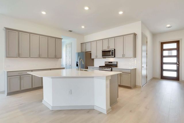408 Tinto ST, Leander, TX 78641