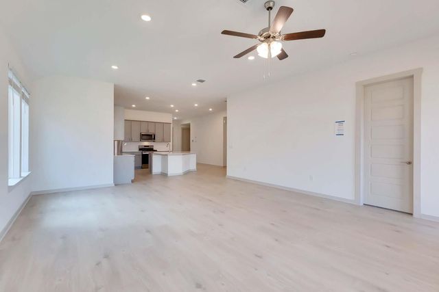 408 Tinto ST, Leander, TX 78641