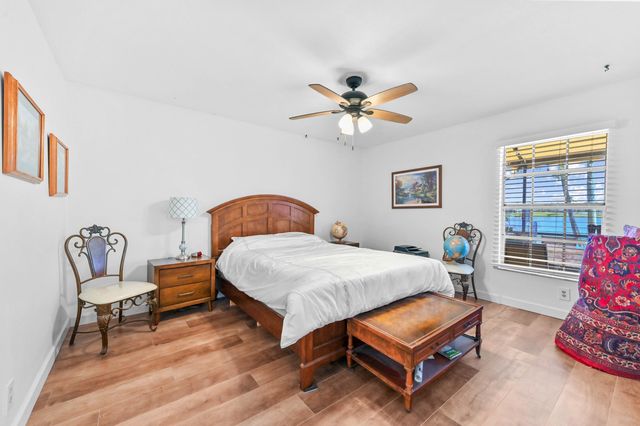 9244 Flynn Circle Apt 2, Boca Raton, FL 33496