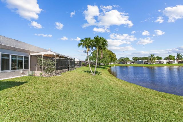 9244 Flynn Circle Apt 2, Boca Raton, FL 33496