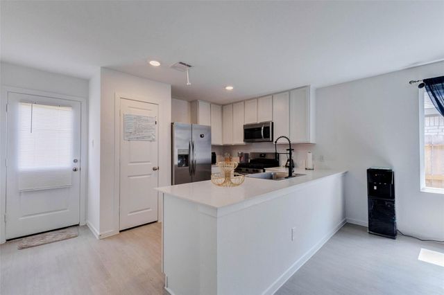 27450 Sweetwater Bay Drive, Katy, TX 77493
